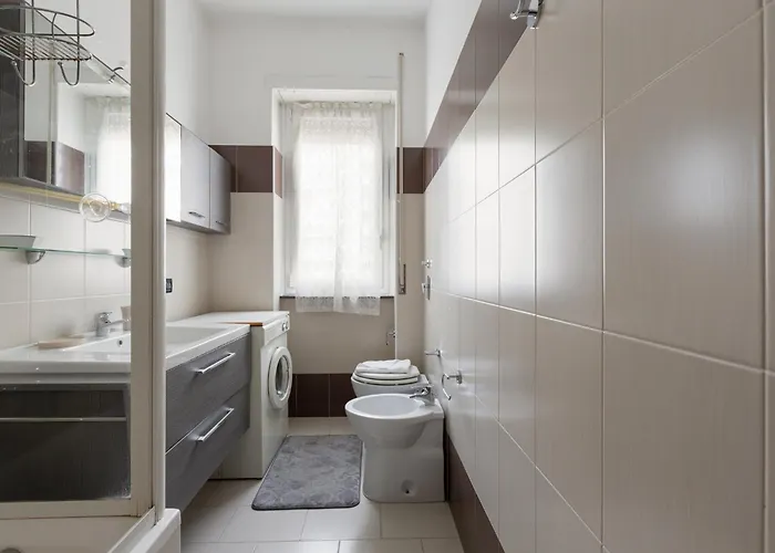 Guesthost - Bande Nere M1 Comfy With Balcony Apartment *