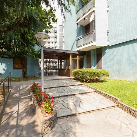 公寓 Guesthost - Bande Nere M1 Comfy With Balcony *